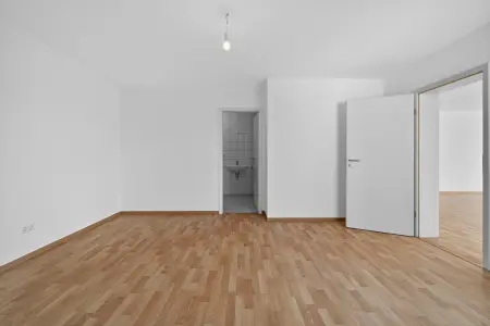 Schlafzimmer der Immobilie: Hier bleiben keine Wünsche offen! Helle 4,5- Zimmer-Wohnung in Berghausen (Foto)