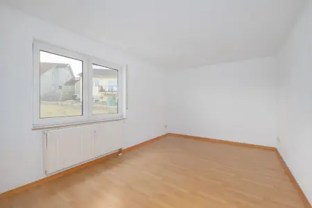 Wohnzimmerder Immobilien: Für Eigennutzer oder Kapitalanleger! (Foto)