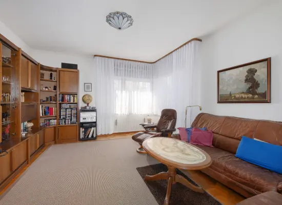 Wohnzimmer EGder Immobilien: Heute für später kaufen: Elegante Stadthaus-Doppelhälfte mit Charme und schönem Garten! (Foto)