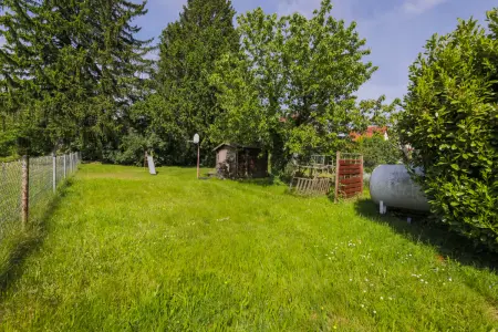 Garten Hinterhausder Immobilien: Hier lebt Geschichte, hier beginnt Zukunft - Vielfalt unter zwei Dächern! (Foto)