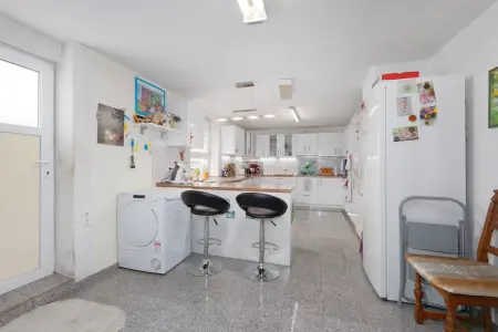 Küche EG der Immobilie: Einfamilienhaus mit großem Garten in ruhiger Lage von Dettenheim (Foto)