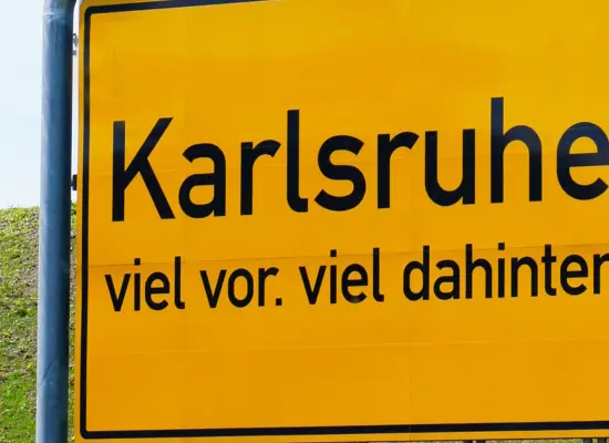 Karlsruheder Immobilien: Wohn- und Geschäftshaus mit Herzstück – Etabliertes Gewerbe & zwei Wohneinheiten (Foto_gross)