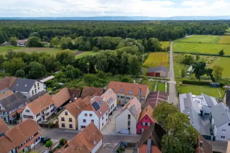 Winzer Ensemble der Immobilie: Frischer Wind für Ihr Zuhause – Helle Neubauwohnung mit durchdachtem Grundriss“ (Foto)