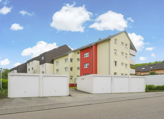 Straßenansicht