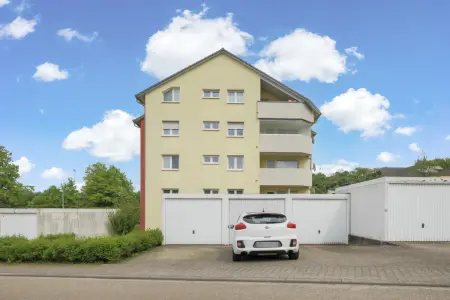 Straßenansicht