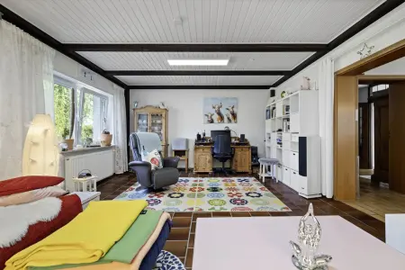 Wohnzimmer Ansicht 2der Immobilien: Wir kommen, um zu bleiben! (Foto)