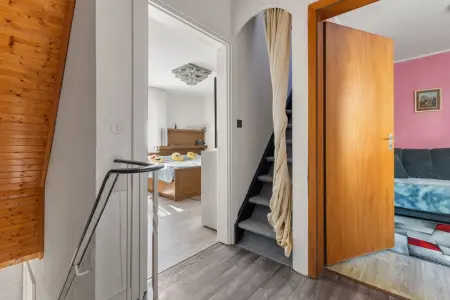 Obergeschoss der Immobilie: Ein Zuhause zum Ankommen – für Menschen mit Herz und Zukunftsplänen (Foto)