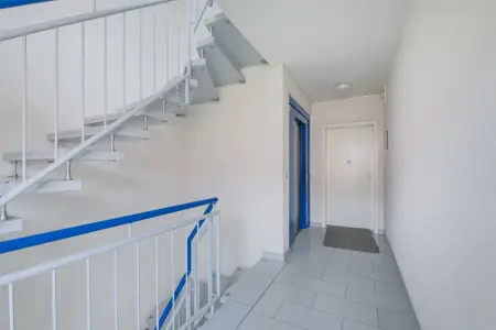 Treppenhaus mit Aufzugder Immobilien: Arbeiten und Empfangen in stilvollem Ambiente! (Foto)
