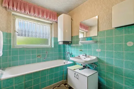 Badezimmer EG
