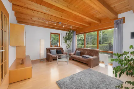 Wohnbereich EGder Immobilien: Haus für die junge Familie! (Foto)