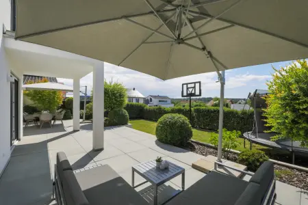 Terrasseder Immobilien: Exclusives Wohnhaus in bester Lage! (Foto)