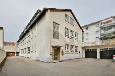 Ansicht Gewerbeeinheit  der Immobilie: Entwicklungspotenzial in der Pforzheimer Nordstadt – mit zusätzlicher Renditeoption (Foto)