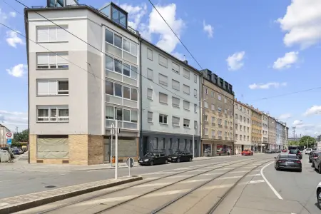 Aussenansicht der Immobilie: Maisonette-Eigentumswohnung - Ein Highlight auf dem Nürnberger Immobilienmarkt (Foto)