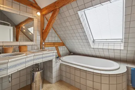 Badezimmer DG Ansicht Osten