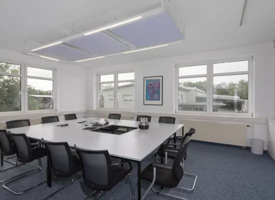 Besprechungsraum 1. OGder Immobilien: Mehr als nur ein Arbeitsplatz: Büro mit exklusiver Dachterrasse! Einheiten auch nochmal teilbar! (Foto)