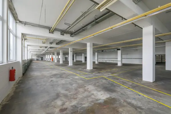 Gewerbefläche / Halle EG