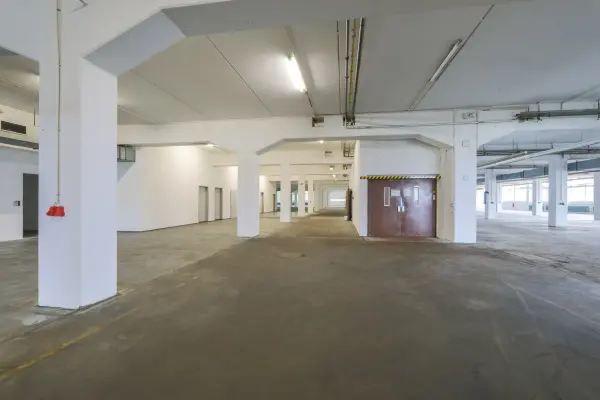 Gewerbefläche / Halle EG