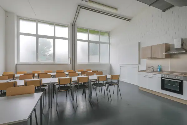 Aufenthaltsraum mit Küche EG