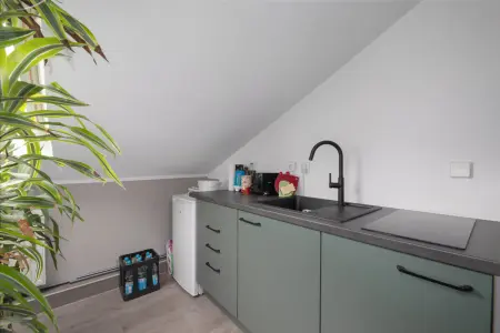 Hobby der Immobilie: Freistehendes Mehrgenerationenhaus mit gepflegtem Garten in ruhiger Lage (Foto)