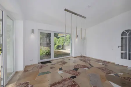 Essbereich OG der Immobilie: Modernes Einfamilienhaus in ruhiger, naturnaher Lage mit Panoramablick! (Foto)