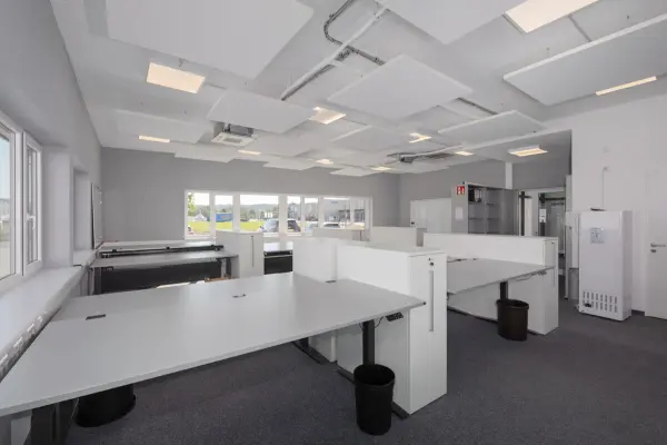 Bürofläche der Immobilie: Modern, barrierefrei und flexibel nutzbar! (Foto)