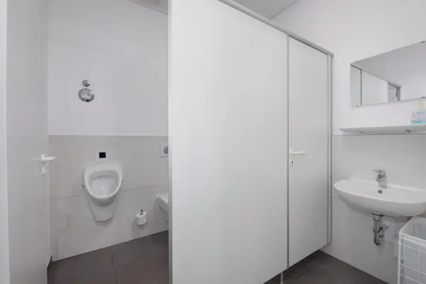 Toiletten der Immobilie: Modern, barrierefrei und flexibel nutzbar! (Foto)
