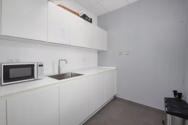 Küche der Immobilie: Modern, barrierefrei und flexibel nutzbar! (Foto)