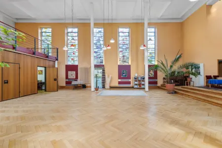 Kirche Impressionender Immobilien: Himmlisch wohnen – ein architektonisches Meisterstück für Visionäre! (Foto)