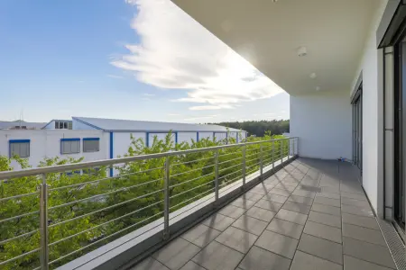 Balkon der Immobilie: Ideale Büroimmobilie mit modernster Ausstattung und flexibler Gestaltung! (Foto)