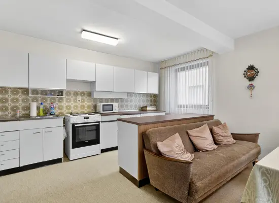 Wohnküche Ansicht 1 der Immobilie: Ein Haus, das auf Ihre Ideen wartet – mit Scheune, Garten & Geschichte (Foto)