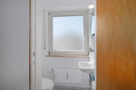 Gäste-WC der Immobilie: Reinkommen - Wohlfühlen - Bleiben (Foto)