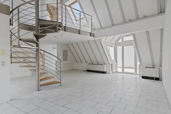 Wohnung Mittelstr. 10  der Immobilie: Sichern Sie Ihre Zukunft!
Gewerbliche und wohnwirtschaftliche Gebäudemixtur im Herzen von Durlach (Foto)