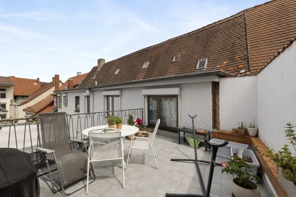 Dachterrasse Wohnung Mittelstr. 8  der Immobilie: Sichern Sie Ihre Zukunft!
Gewerbliche und wohnwirtschaftliche Gebäudemixtur im Herzen von Durlach (Foto)