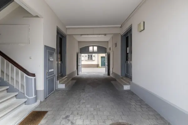 Hofeinfahrt Mittelstr. 8  der Immobilie: Sichern Sie Ihre Zukunft!
Gewerbliche und wohnwirtschaftliche Gebäudemixtur im Herzen von Durlach (Foto)