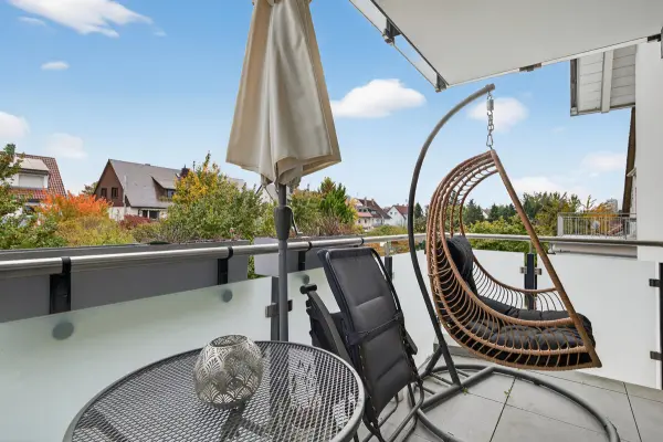 Balkon der Immobilie: „Exklusives 3-Zimmer-Juwel mit Balkon und eigenem Garten“ (Foto)