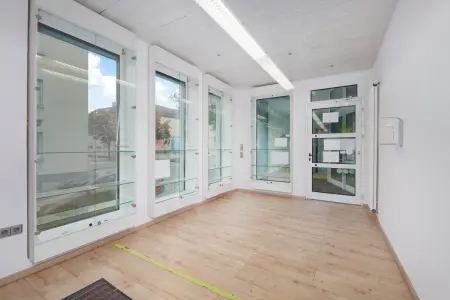 Gewerbefläche der Immobilie: Vielseitig nutzbare Gewerbeimmobilie in Mühlacker - flexibel teilbar, flexibel nuzbar! (Foto)