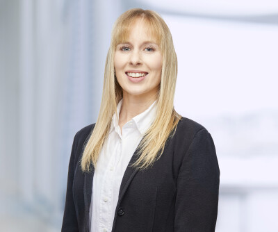 Immobilienmaklerin Gewerbe, Mara Schweizer