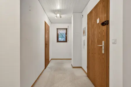 Flur der Immobilie: Schöne Wohnung zum Träumen (Foto)