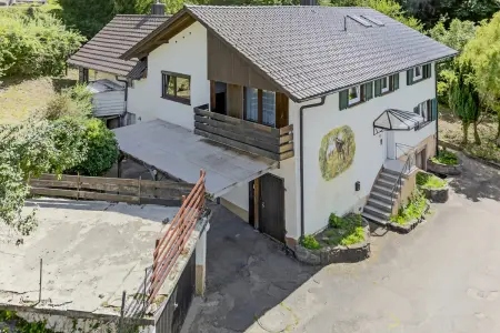 Luftansicht der Immobilie: Der wichtigste Ort der Welt - Ihr neues Zuhause (Titelbild)