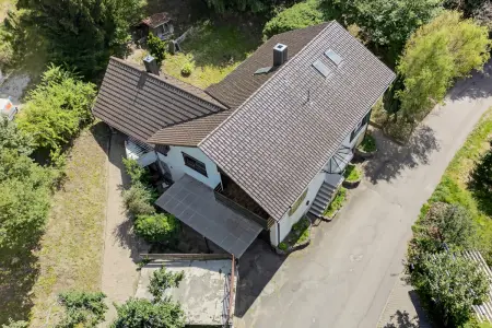 Luftansicht der Immobilie: Der wichtigste Ort der Welt - Ihr neues Zuhause (Foto)