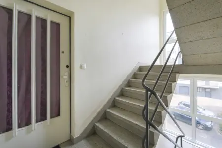 Treppenhaus der Immobilie: Solide Kapitalanlage mit Potenzial! (Foto)