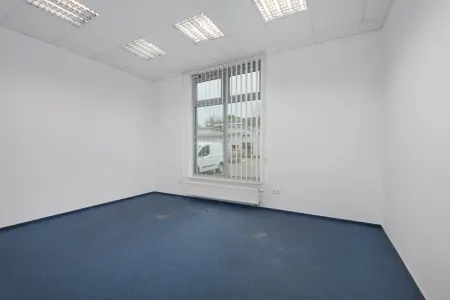 Bürofläche der Immobilie: Ehemalige Polizei in Leopoldshafen - Top Lage, vielseitig nutzbar als Büro oder Praxis! (Foto)