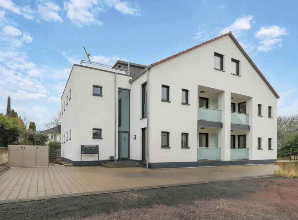 Außenansicht der Immobilie: Stilvoller Neubau-Erstbezug: 2-Zi.Whg. mit Terrasse und hochwertiger Ausstattung (Titelbild)