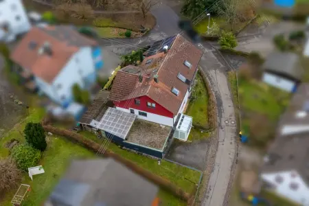 Luftansicht der Immobilie: Attraktives Wohnen für die Familie
Ihr neues Zuhause in Baden-Baden Balg! (Foto)